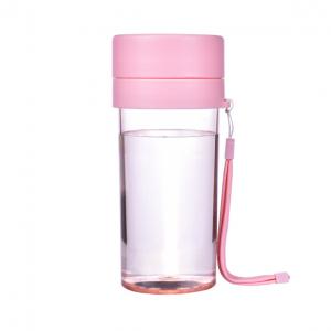 塑料杯子防漏 學(xué)生水杯帶茶隔 運(yùn)動(dòng)水杯trian材質(zhì) 隨身杯帶提繩360ml